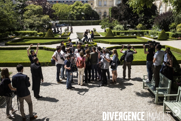 Accueil des députés à l assemblée nationale