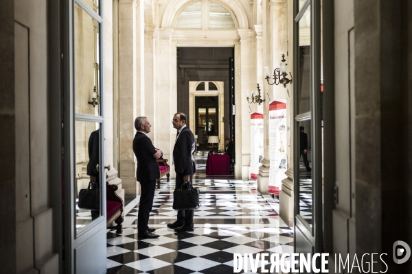 Accueil des députés à l assemblée nationale