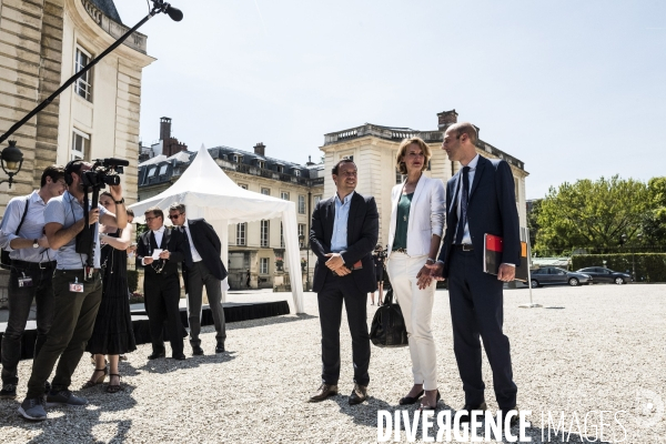 Accueil des députés à l assemblée nationale