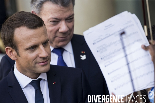 Emmanuel Macron et son épouse Brigitte à l occasion de la fête de la musique à l Elysée.