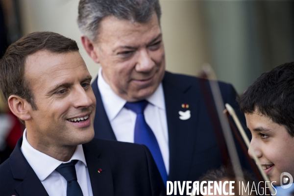 Emmanuel Macron et son épouse Brigitte à l occasion de la fête de la musique à l Elysée.