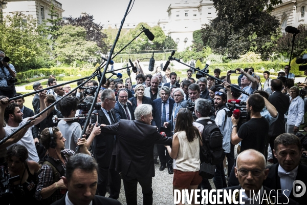 Accueil des députés à l assemblée nationale