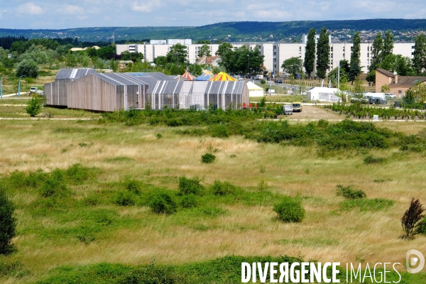 Le parc du peuple de l herbe  a Carrieres sous Poissy