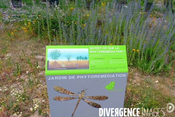 Le parc du peuple de l herbe  a Carrieres sous Poissy