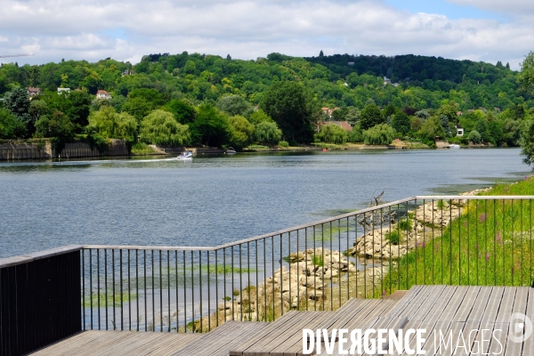 Le parc du peuple de l herbe  a Carrieres sous Poissy