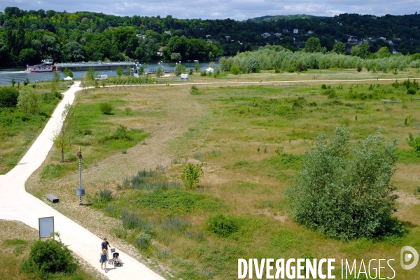 Le parc du peuple de l herbe  a Carrieres sous Poissy