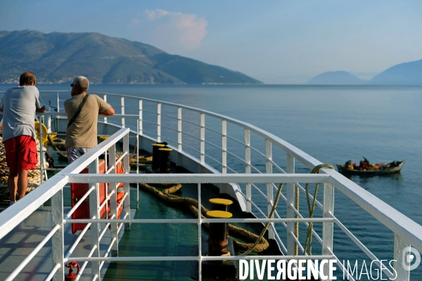 Grece.A bord d un ferry vers l ile de Zante