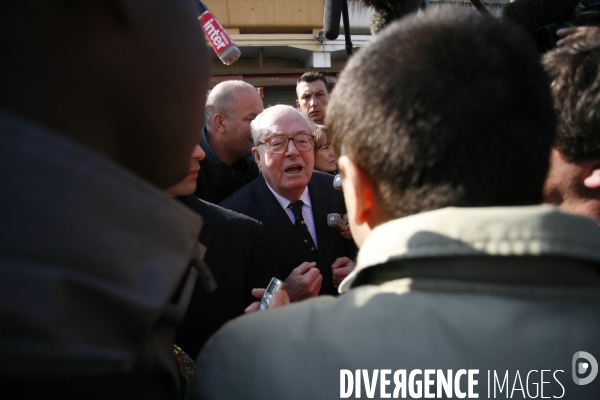 Jean Marie Le Pen en visite à Argenteuil