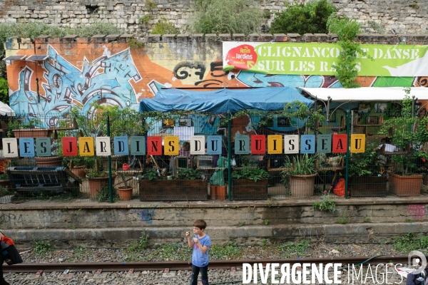 La fete aux jardins participatif du Ruisseau le long de la petite ceinture dans le 18 eme arrondissement