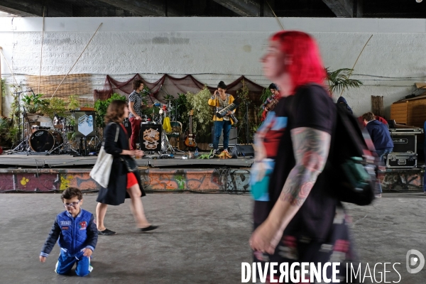 La fete aux jardins participatif du Ruisseau le long de la petite ceinture dans le 18 eme arrondissement