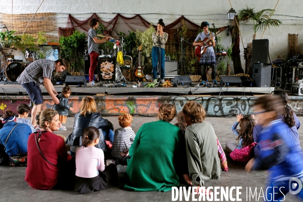 La fete aux jardins participatif du Ruisseau le long de la petite ceinture dans le 18 eme arrondissement