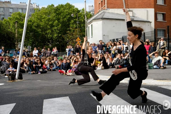 La fete aux jardins participatif du Ruisseau le long de la petite ceinture dans le 18 eme arrondissement