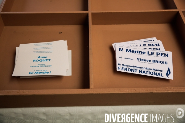 Legislatives 2017 // vote d anne roquet ( en marche )