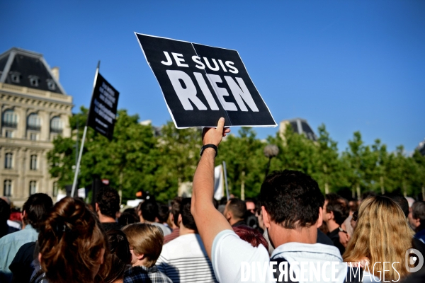 Rassemblement de la France insoumise place de la republique