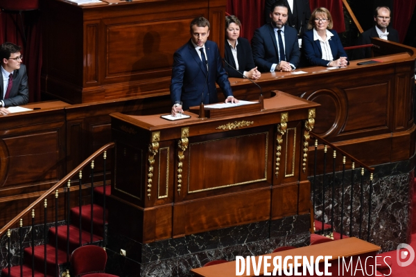 Emmanuel Macron devant le congrès à Versailles