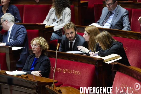 Examen de la  Loi travail à l Assemblée Nationale