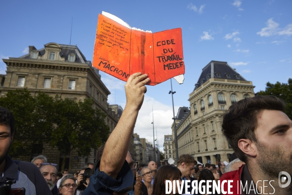 Manifestation des Insoumis contre la loi travail