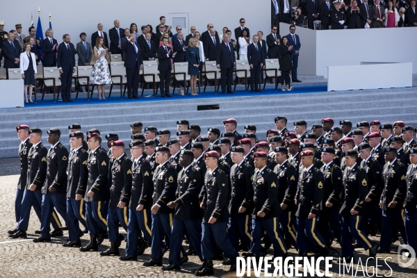 Défilé du 14 juillet sur les champs Elysées avec Emmanuel MACRON, son épouse Brigitte et Donald TRUMP et son épouse Mélania TRUMP. Défilé du 14 juillet 2017 en présence du président américain Donald TRUMP.