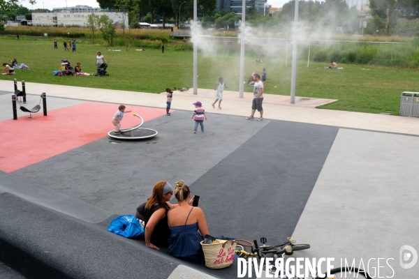 Le Grand Parc dans le nouveau quartier des docks de saint Ouen