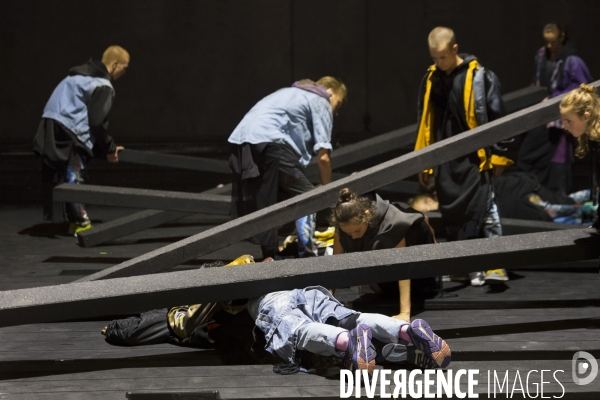 GRENSGEVAL ( BORDERLINE ) - Guy Cassiers - Maud Le Pladec