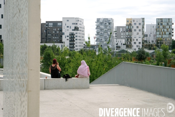 Le Grand Parc dans le nouveau quartier des docks de saint Ouen