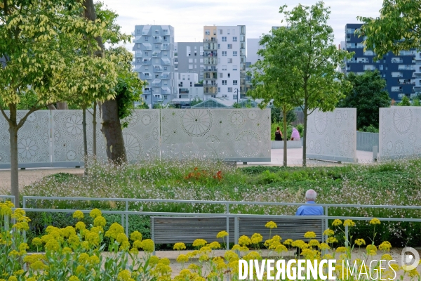 Le Grand Parc dans le nouveau quartier des docks de saint Ouen