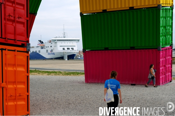 Un ete au Havre.Installations artistiques dans la ville a l occasion du 500 eme anniversaire de sa fondation