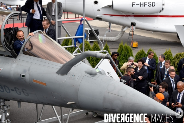 Edouard Philippe au Salon du Bourget