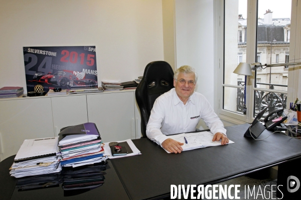 Jacques Nicolet. Homme d affaire et gentleman driver.