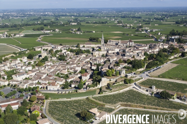 Saint-Emilion, au dessus des grands châteaux