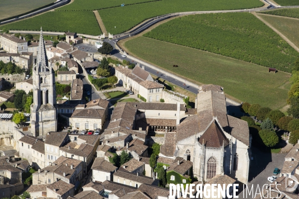 Saint-Emilion, au dessus des grands châteaux