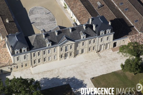 Saint-Emilion, au dessus des grands châteaux