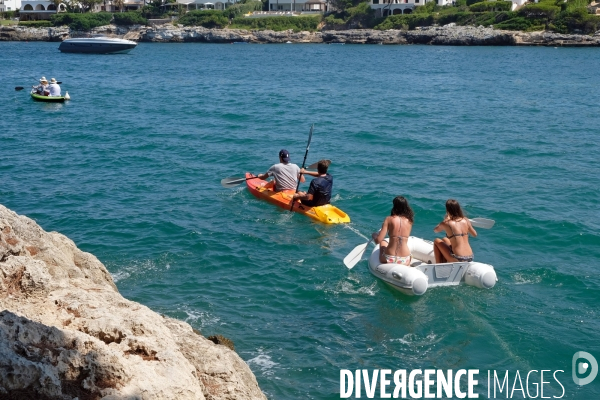 Vacances.Espagne.Sortie en kajaks et annexe  dans la calanque