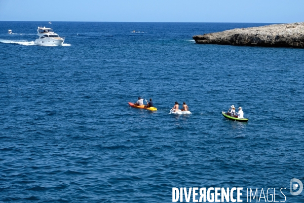 Vacances.Espagne.Sortie en kajaks et annexe  dans la calanque