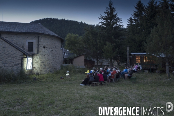 Petite Chronique d en Haut 2017 Le cinoche en plein air