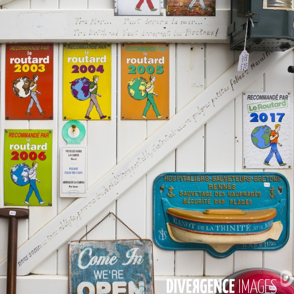 Les petits musees populaires de france.