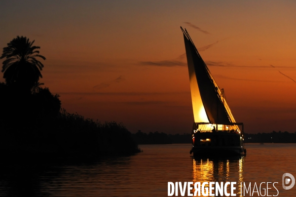 EGYPTE : Navigation sur le Nil de la dahabieh  la flaneuse 
