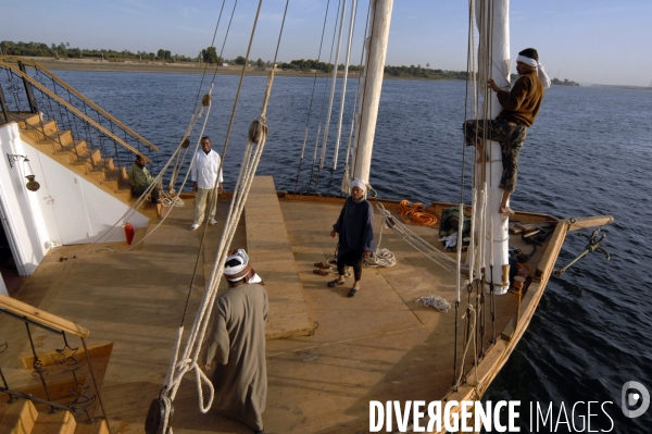 EGYPTE : Navigation sur le Nil de la dahabieh  la flaneuse 