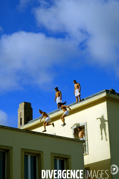 Bretagne. Finistere.Parkour dans le port de Brest