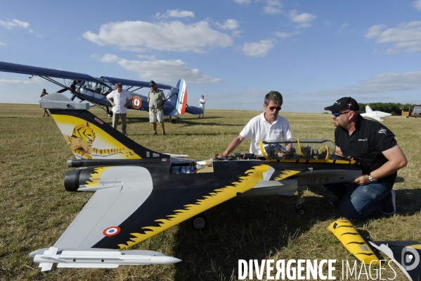 Aéromodélisme : Jets radiocommandés grand-format