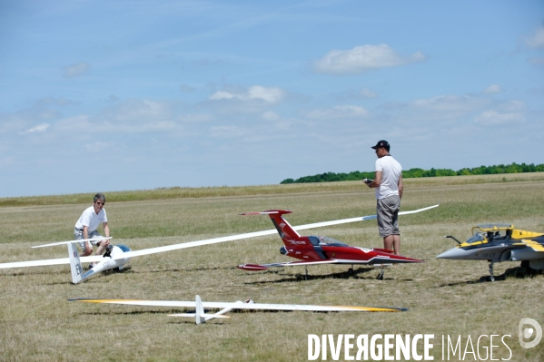 Aéromodélisme : Jets radiocommandés grand-format