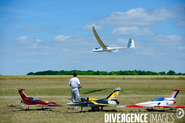 Aéromodélisme : Jets radiocommandés grand-format