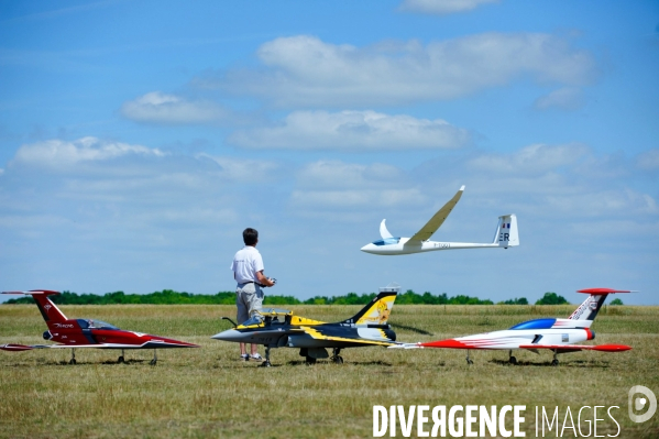 Aéromodélisme : Jets radiocommandés grand-format