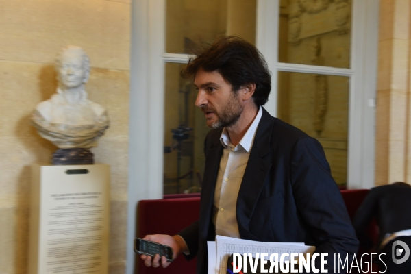 Confiance dans la vie publique. Débat à l Assemblée nationale.