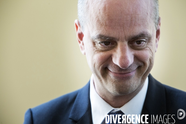 Muriel PENICAUD et Jean-Michel BLANQUER visitent un lycée hôtelier à Paris