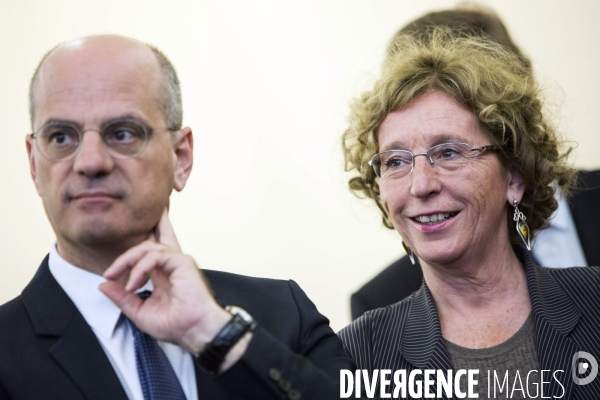 Muriel PENICAUD et Jean-Michel BLANQUER visitent un lycée hôtelier à Paris