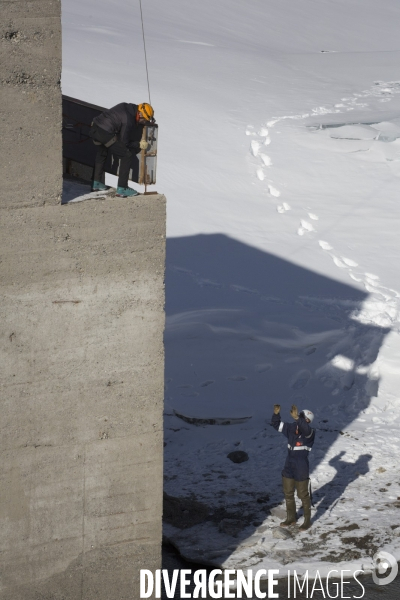 Cap de Long :Un Barrage et des Hommes