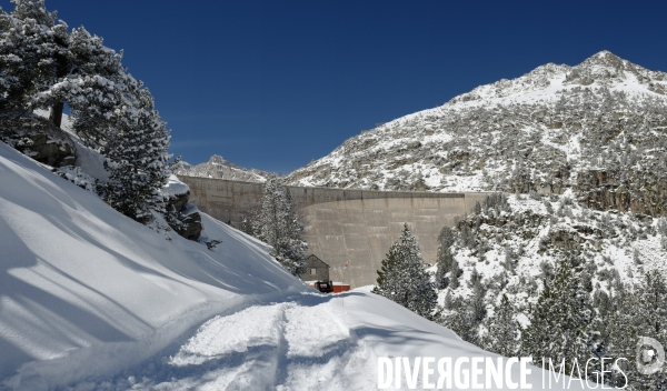 Cap de Long :Un Barrage et des Hommes