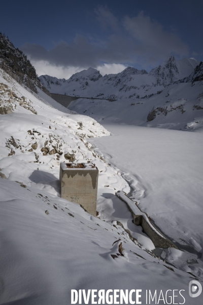 Cap de Long :Un Barrage et des Hommes