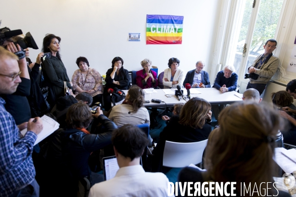 Manifestation contre le Levothyrox et conférence de presse.